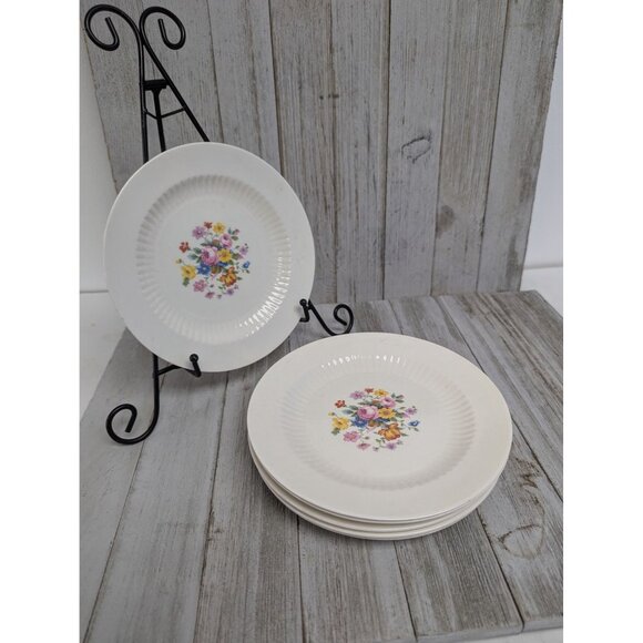 Set 6 Regal Charm Dessert Plates Cream Floral Sebring OH Union Made 6 1/4" - Picture 1 of 11